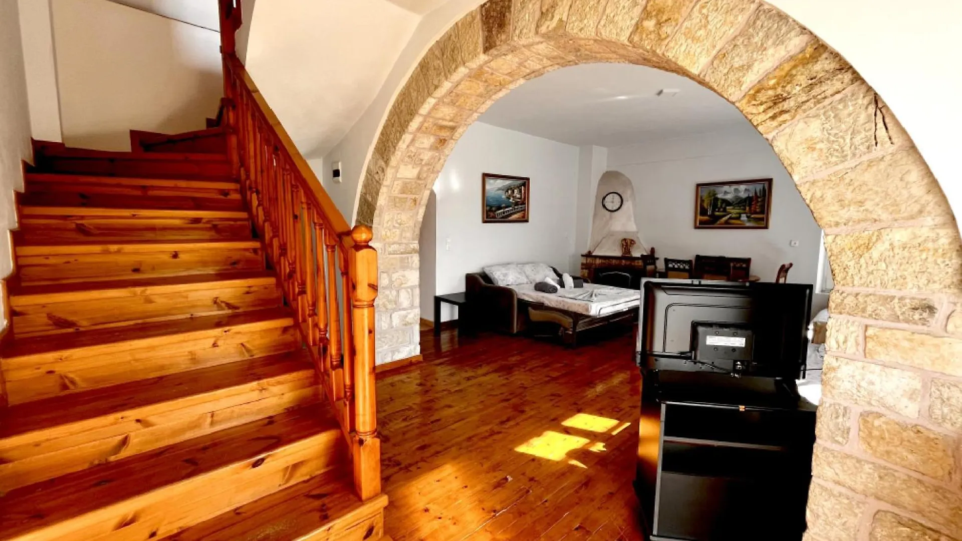 Hotel Sea Horizon House Alexis Himare